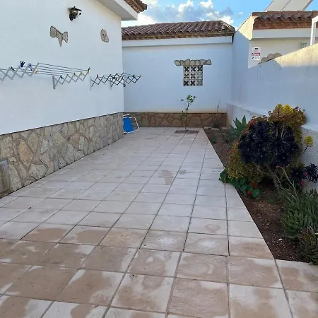 Casa Con Piscina Privada A 1 Km De La Playa Miami Playa
