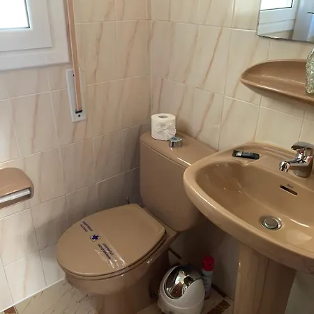 Casa Con Piscina Privada A 1 Km De La Playa