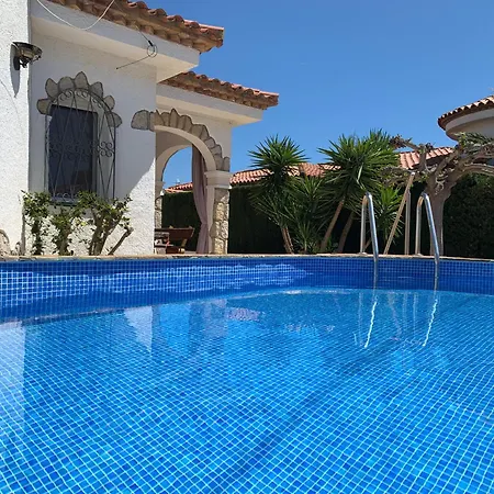 Casa Con Piscina Privada A 1 Km De La Playa Semesterbostad Miami Playa